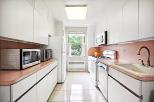 3755 Henry Hudson Pkwy W, Bronx, NY 10463 - Photo 11