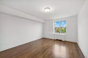 18-65 211th St, New York City, NY 11360 - Photo 35