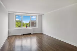 18-65 211th St, New York City, NY 11360 - Photo 29