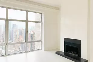 216 E 47th St, New York City, NY 10017 - Photo 5