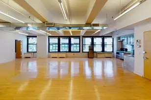 315 W 36th St., New York City, NY 10018 - Photo 15