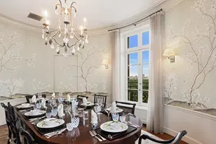 2 E 70th St, New York City, NY 10021 - Photo 3