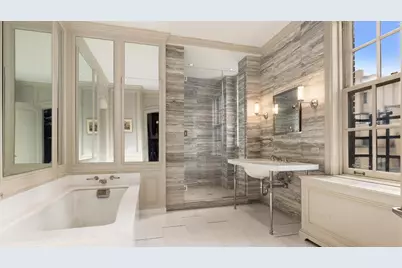 2 E 70th Street #91011B, New York City, NY 10021 - Photo 9