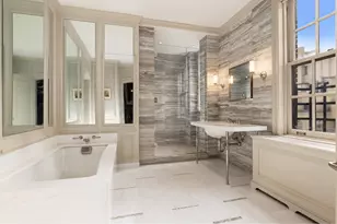 2 E 70th St, New York City, NY 10021 - Photo 9