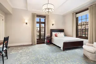 2 E 70th St, New York City, NY 10021 - Photo 13