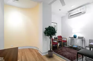310 W 72nd St, New York City, NY 10023 - Photo 13