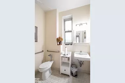 310 W 72nd Street #1D, New York City, NY 10023 - Photo 17