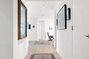 146 W 57th St, New York City, NY 10019 - Photo 11