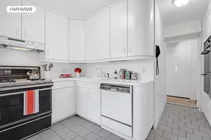 360 E 72nd St, New York City, NY 10021 - Photo 5