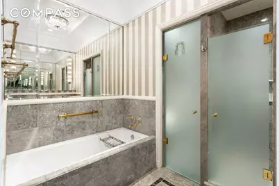 2 E 55th Street #80936, New York City, NY 10022 - Photo 3