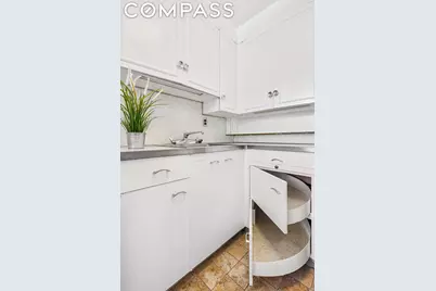 35-11 85th Street #5C, New York City, NY 11372 - Photo 7