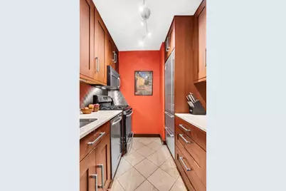 245 E 93rd Street #25F, New York City, NY 10128 - Photo 3
