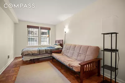 431 E 82nd Street #1A, New York City, NY 10028 - Photo 3