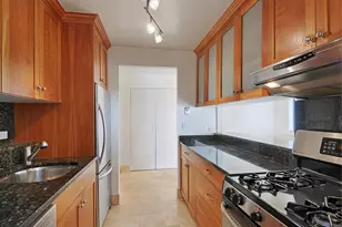40 E 61st St, New York City, NY 10065 - Photo 7