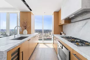 50 Bridge Park Dr, New York City, NY 11201 - Photo 3