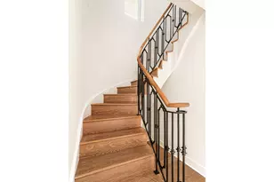 27 E 79th St, New York City, NY 10075 - Photo 3