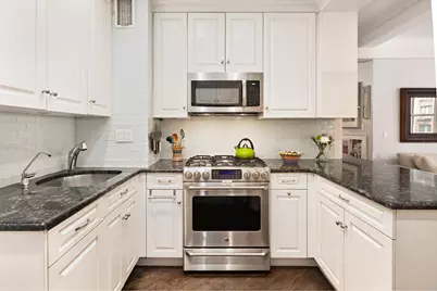 127 W 79th Street #6C, New York City, NY 10024 - Photo 3