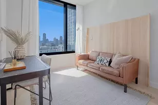 45-30 Pearson St, New York City, NY 11101 - Photo 5