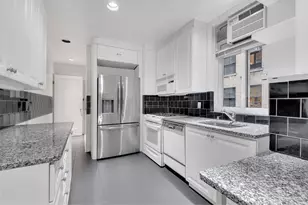 1105 Park Ave, New York City, NY 10128 - Photo 3