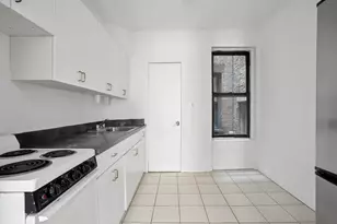 68 W 10th St, New York City, NY 10011 - Photo 3