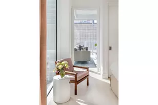 200 E 59th St, New York City, NY 10022 - Photo 9