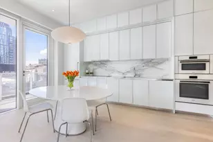 200 E 59th St, New York City, NY 10022 - Photo 3