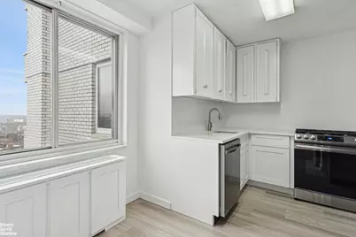3333 Henry Hudson Parkway #21R, New York City, NY 10463 - Photo 23