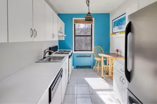 69-10 Yellowstone Blvd, New York City, NY 11375 - Photo 5