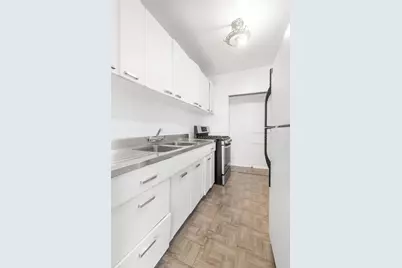 1 Fordham Hill Oval #16H, New York City, NY 10468 - Photo 9