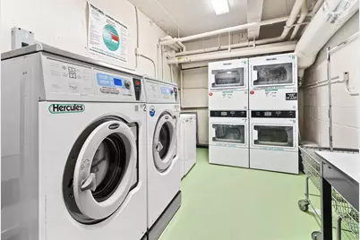 6535 Broadway #2A, New York City, NY 10471 - Photo 9