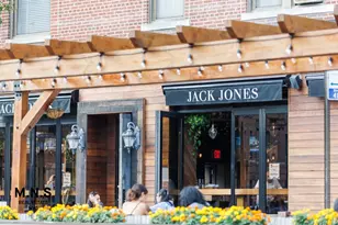 22-54 46th St, New York City, NY 11105 - Photo 21