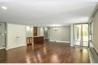 166-10 Powells Cove Boulevard #2C, New York City, NY 11357 - Photo 3