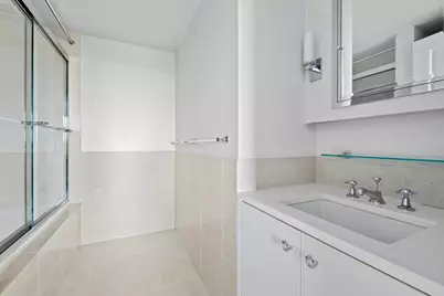 160 Central Park S #705, New York City, NY 10019 - Photo 9