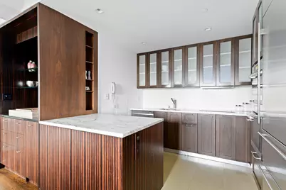 160 Central Park S #705, New York City, NY 10019 - Photo 3