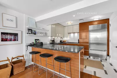 170 E End Avenue #2G, New York City, NY 10128 - Photo 9