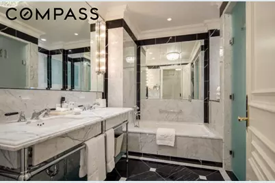2 E 55th Street #918W32, New York City, NY 10022 - Photo 5