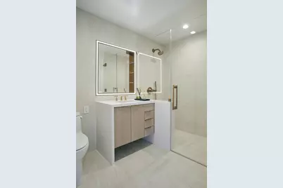 3 Court Square #PH-205, New York City, NY 11101 - Photo 3