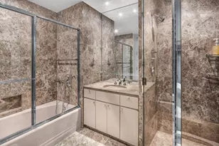 641 5th Ave, New York City, NY 10022 - Photo 11