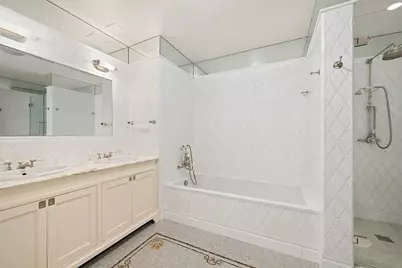 1 Central Park S #1807, New York City, NY 10019 - Photo 17