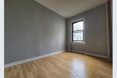 21-06 35th Street #4-E, New York City, NY 11105 - Photo 5