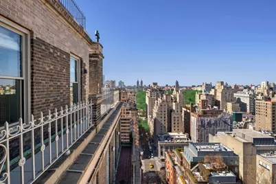 784 Park Avenue #PHC, New York City, NY 10021 - Photo 29
