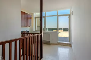 640 W 237th St, New York City, NY 10463 - Photo 3