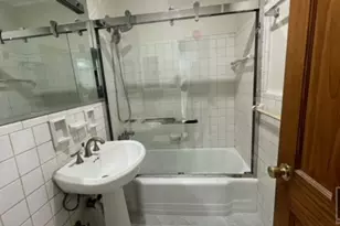 390 Rugby Rd, New York City, NY 11226 - Photo 9