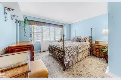 345 E 80th Street #19EF, New York City, NY 10075 - Photo 23