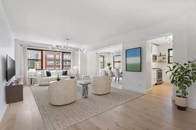 305 E 72nd Street #9H, New York City, NY 10021 - Photo 1
