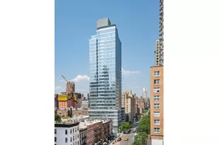 305 E 72nd St, New York City, NY 10021 - Photo 3