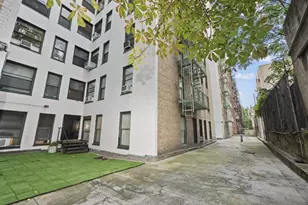 325 W 45th St, New York City, NY 10036 - Photo 15