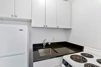 301 E 84th Street #3B, New York City, NY 10028 - Photo 3