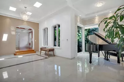 5 Boulevard, New York City, NY 11357 - Photo 7