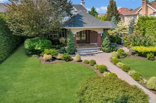 5 Boulevard, New York City, NY 11357 - Photo 3